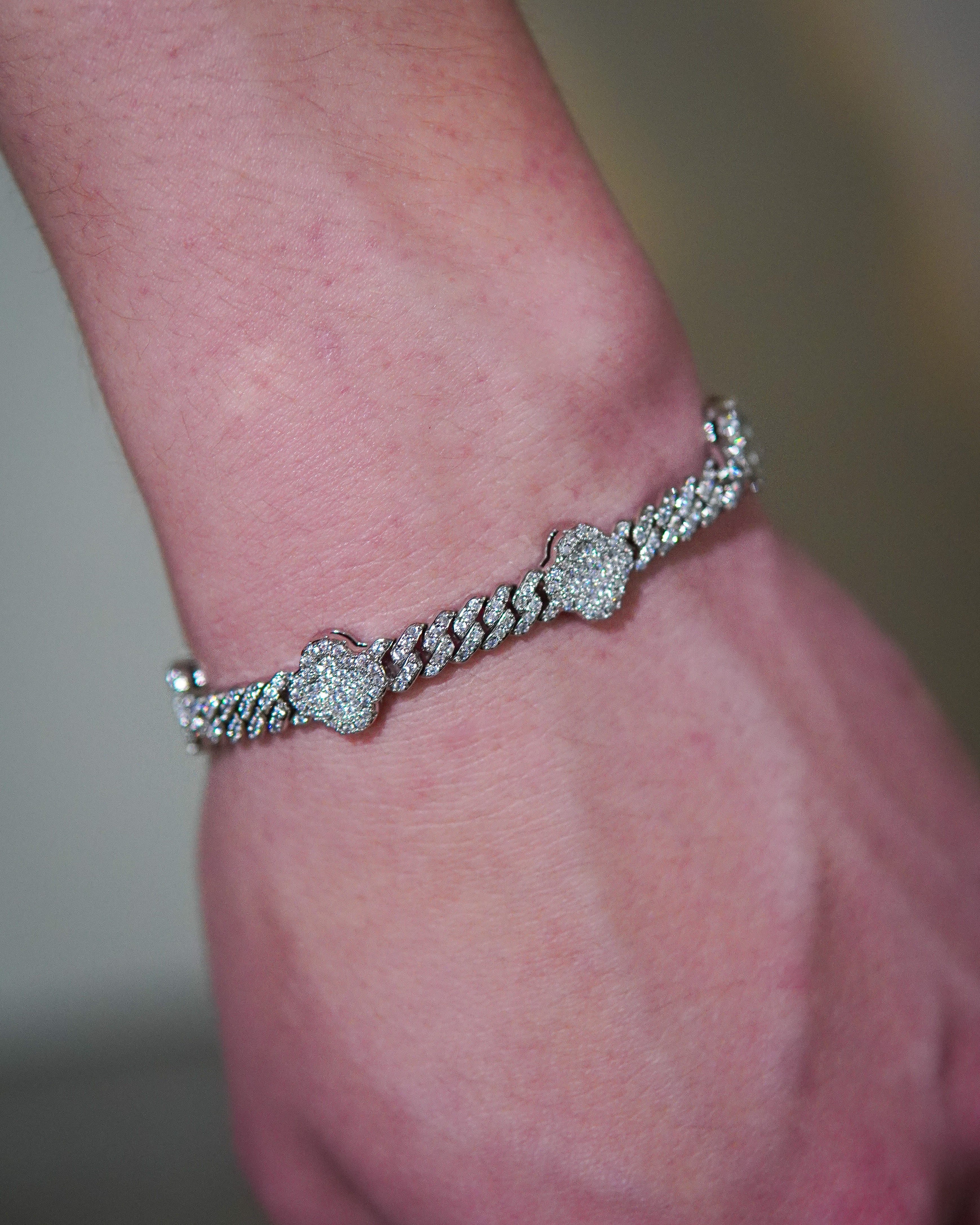Diamond Clover Bracelet - Lavenir Jewelry